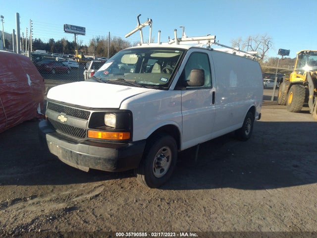 Chevrolet EXPRESS CARGO VAN 2016 1GCWGAFF5G1259563 Image 2