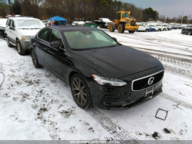 2017 Volvo S90, VIN: YV1A22MKXH1014753