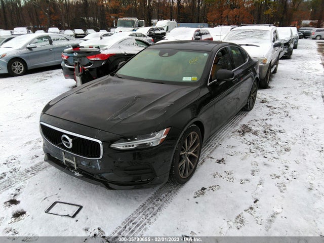 2017 Volvo S90, VIN: YV1A22MKXH1014753