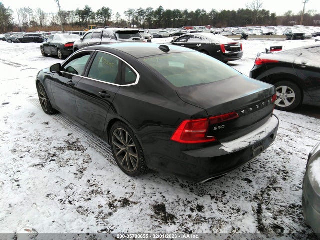 2017 Volvo S90, VIN: YV1A22MKXH1014753
