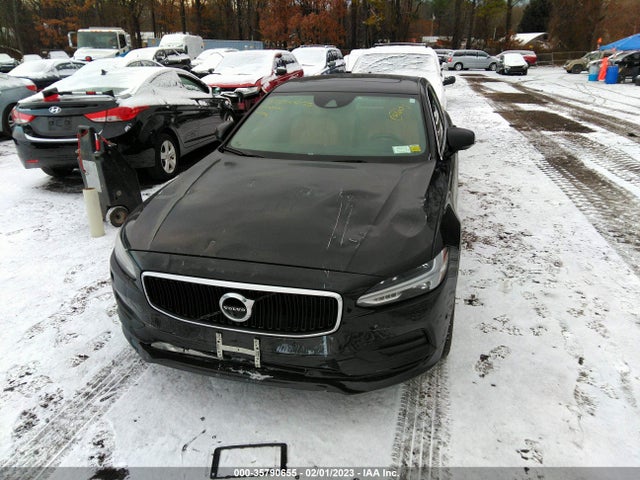 2017 Volvo S90, VIN: YV1A22MKXH1014753
