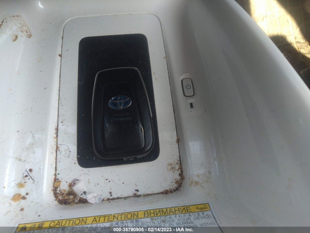 2017 Toyota Prius, VIN: JTDKARFP5H3030166