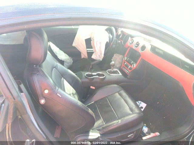 2018 Ford Mustang, VIN: 1FA6P8TH1J5102374