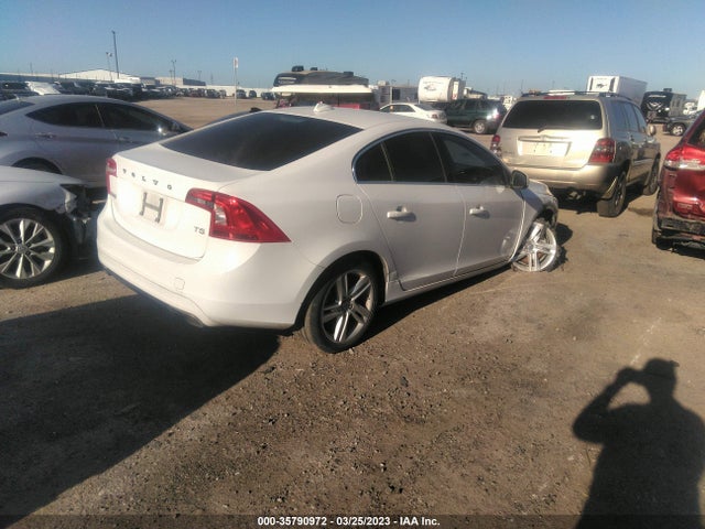 2015 VOLVO S60 T5 DRIVE-E PREMIER VIN: YV140MFBXF1317833
