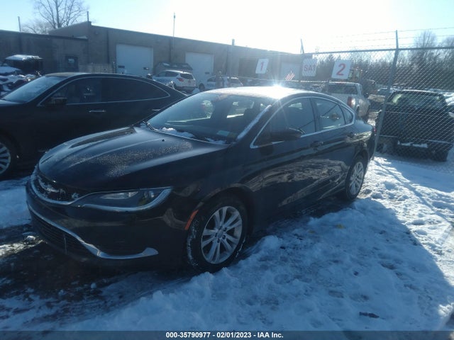 Chrysler 200 Limited 2015 1C3CCCAB3FN675850 Image 2