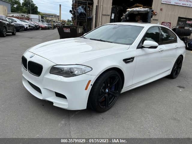 BMW M5 2013 WBSFV9C52DD097040 Image 2