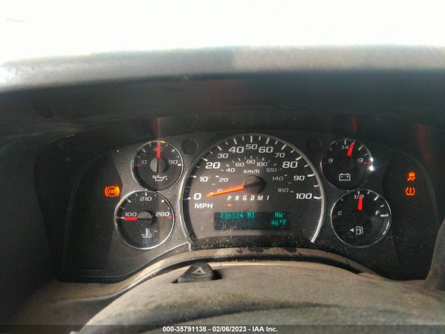 Chevrolet EXPRESS CARGO VAN 2012 1GCWGGCG7C1120979 Image 8