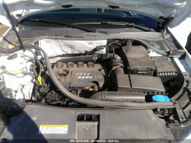 WA1JCCFS0JR001047 Audi Q3 Premium Plus