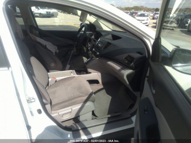5J6RM4H36EL093317 Honda CR-V LX