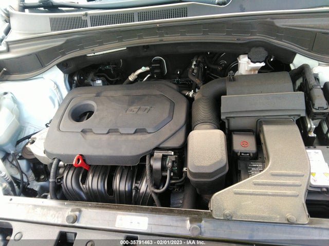 2018 Hyundai Santa Fe, VIN: 5NMZTDLBXJH077625