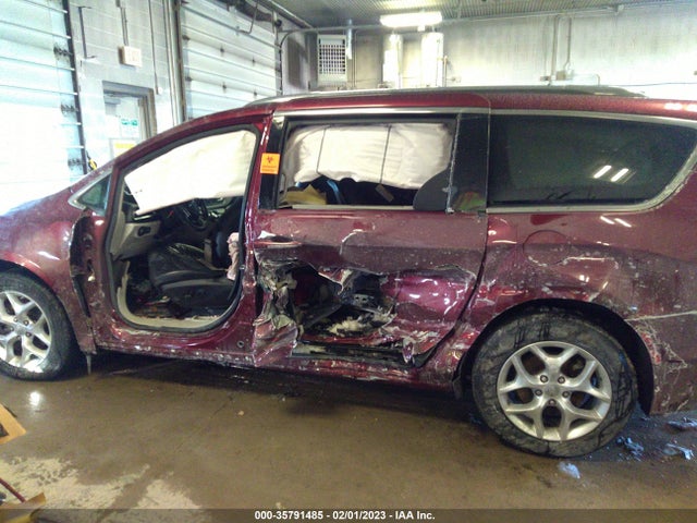 Chrysler Pacifica 2017 2C4RC1EG7HR721086 Image 6