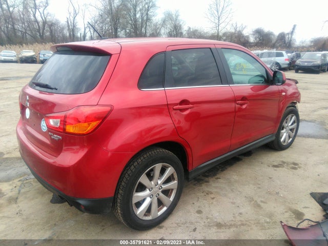 4A4AP4AU8FE013043 Mitsubishi Outlander Sport Se