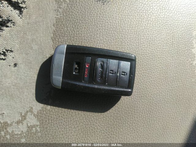 5J8YD3H33JL003595 Acura MDX