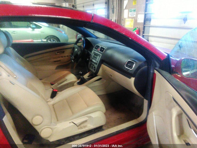 WVWAA71F88V045702 Volkswagen EOS TURBO