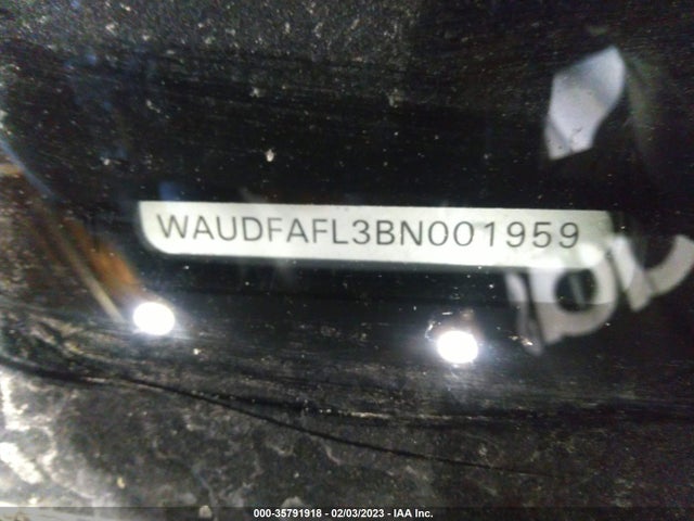 WAUDFAFL3BN001959 Audi A4 2.0t Premium