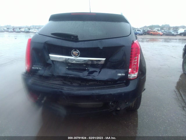 2015 Cadillac SRX, VIN: 3GYFNBE33FS548516