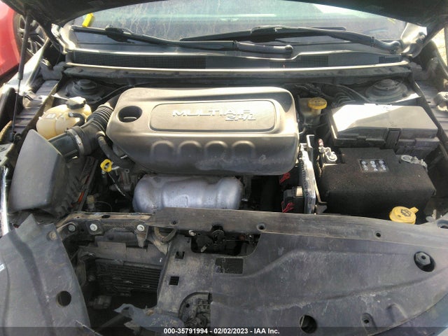 1C3CCCAB6FN528213 Chrysler 200 Limited