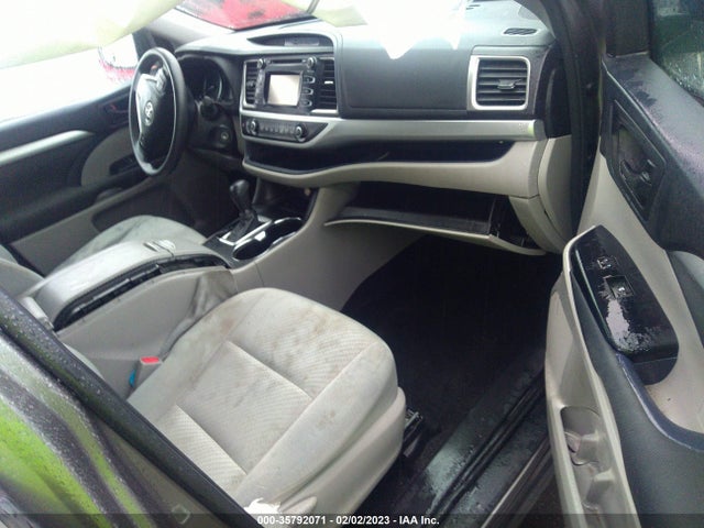 2016 Toyota Highlander, VIN: 5TDZKRFH9GS187085