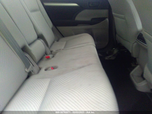2016 Toyota Highlander, VIN: 5TDZKRFH9GS187085