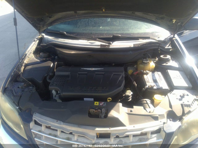 2C8GM68425R550356 Chrysler Pacifica