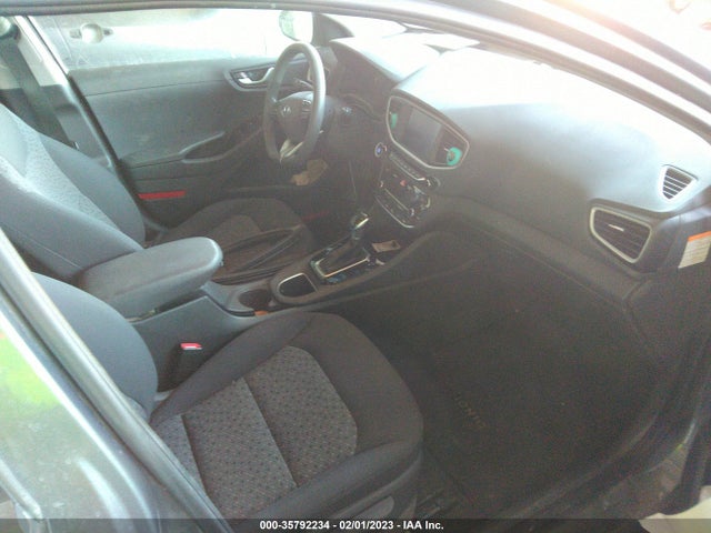 2018 Hyundai Ioniq, VIN: KMHC65LCXJU092738