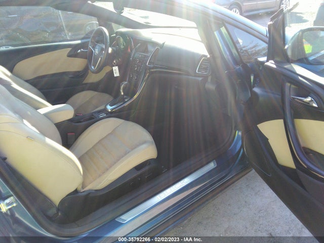 2016 Buick Cascada, VIN: W04WT3N55GG032364