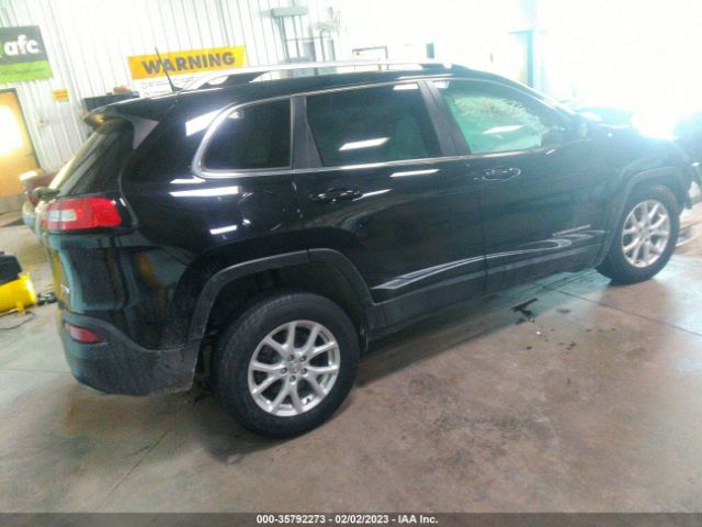 1C4PJMCS0HW568385 Jeep Cherokee Latitude