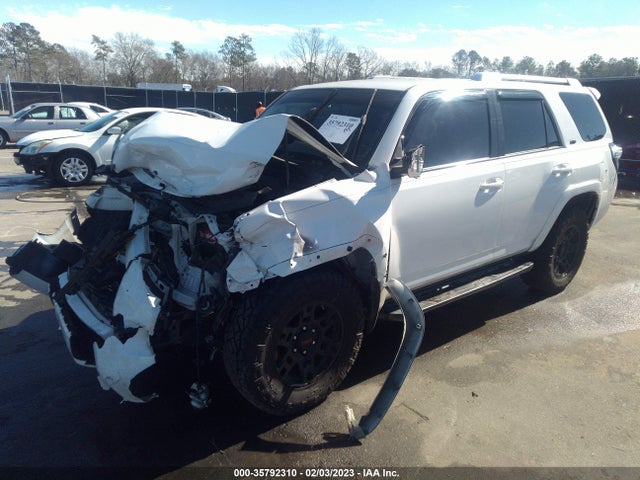 2015 Toyota 4Runner, VIN: JTEZU5JRXF5102158