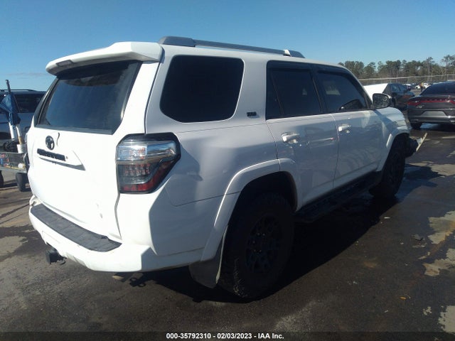 2015 Toyota 4Runner, VIN: JTEZU5JRXF5102158