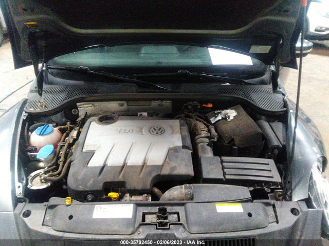 3VWJL7AT9EM606864 Volkswagen Beetle Coupe 2.0l Tdi W/sun/sound/nav