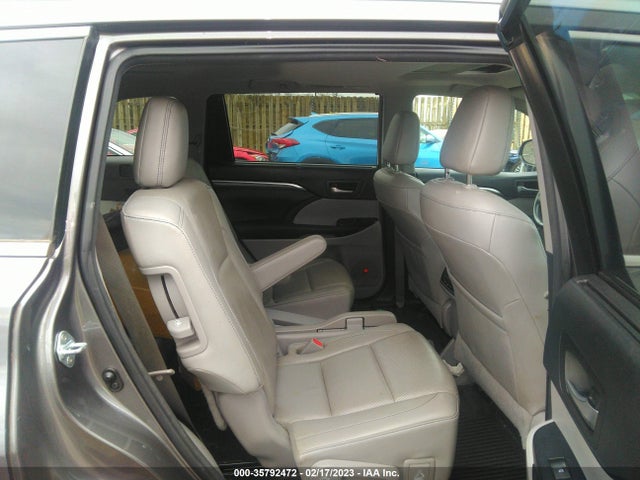 2017 Toyota Highlander, VIN: 5TDDGRFH4HS022154