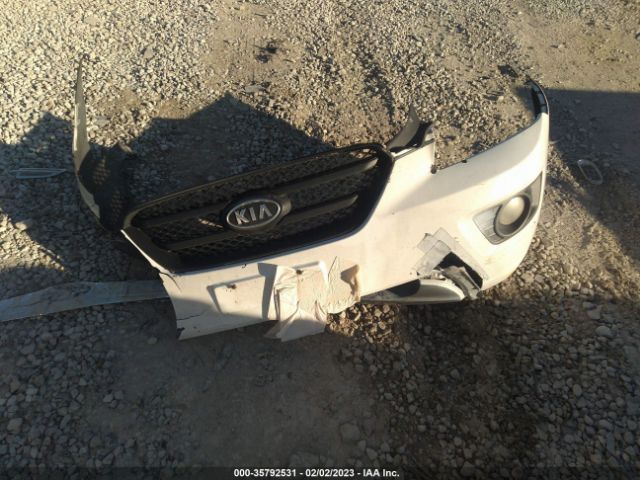 KNAFG525277045855 KIA Rondo Ex