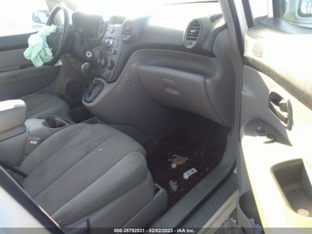 KNAFG525277045855 KIA Rondo Ex