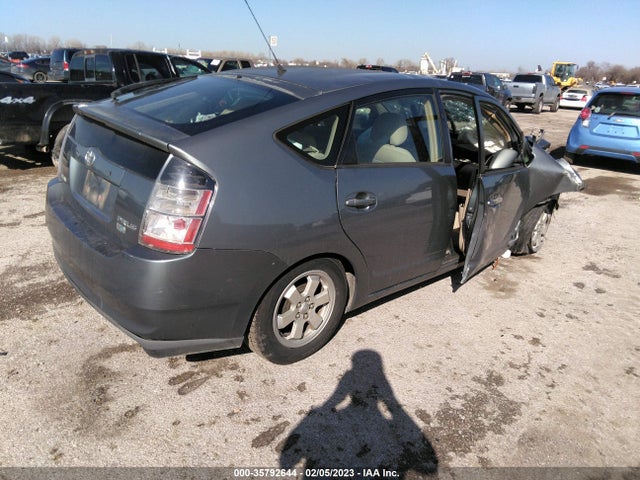 2005 TOYOTA PRIUS VIN: JTDKB20U353116266