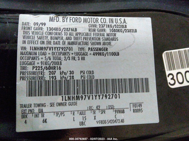Lincoln Continental 2000 1LNHM97V1YY792701 Image 10