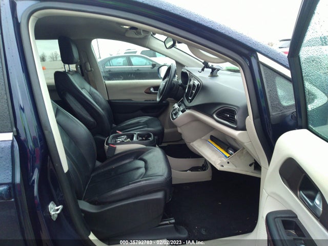 2C4RC1BG2HR809337 Chrysler Pacifica Touring-l