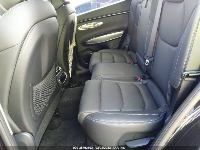 Genesis Gv70 2.5t 2023 KMUMADTB3PU080574 Image 8