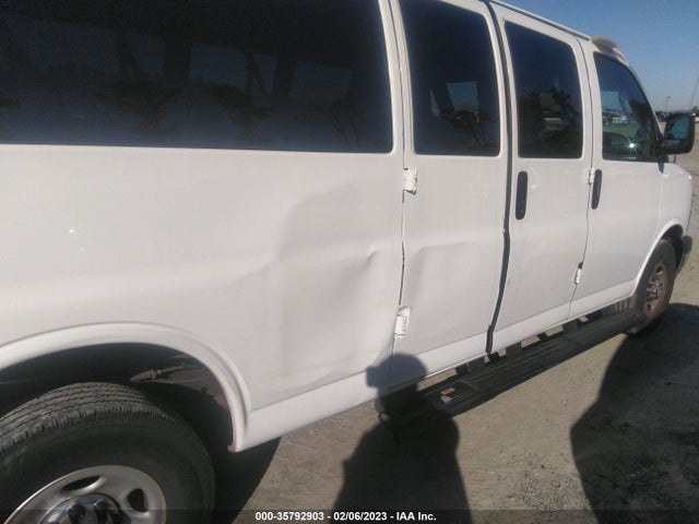 2020 Chevrolet Express, VIN: 1GAZGPFG1L1210677