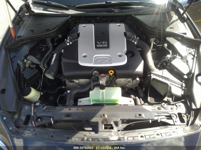 2015 Infiniti Q50, VIN: JN1BV7AP9FM338015