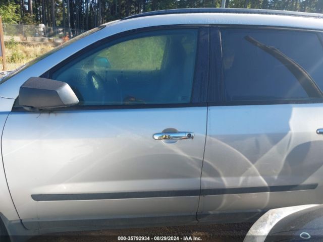 1GNKRFEDXGJ223574 Chevrolet Traverse Ls
