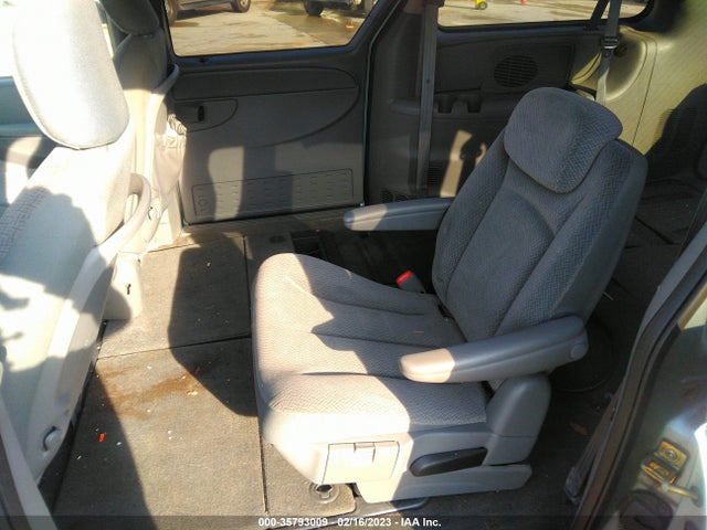 2C4GP44R35R227190 Chrysler Town & Country Lx