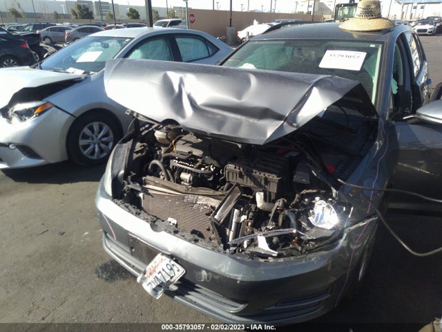 3VWC17AU2GM517728 Volkswagen Golf Sportwagen Tsi S