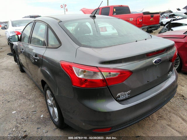 Ford FOCUS SE 2014 1FADP3F2XEL455814 Image 3