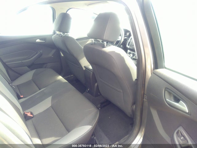 Ford FOCUS SE 2014 1FADP3F2XEL455814 Image 8
