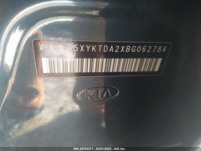 5XYKTDA2XBG062784 KIA SORENTO LX