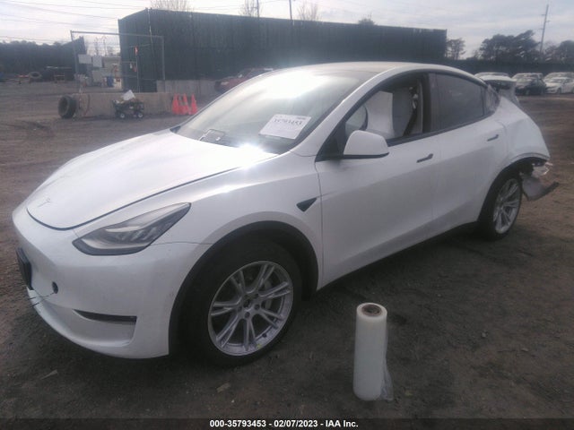 2021 Tesla Model Y, VIN: 5YJYGAEE9MF236520