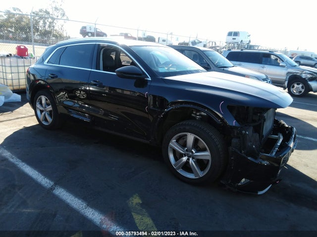 2019 Audi e-tron, VIN: WA1VABGE2KB012734