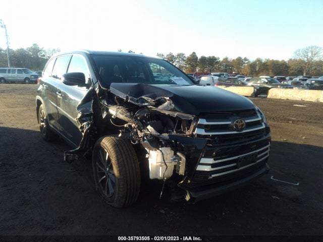 2018 TOYOTA HIGHLANDER SE/XLE VIN: 5TDJZRFH2JS900148