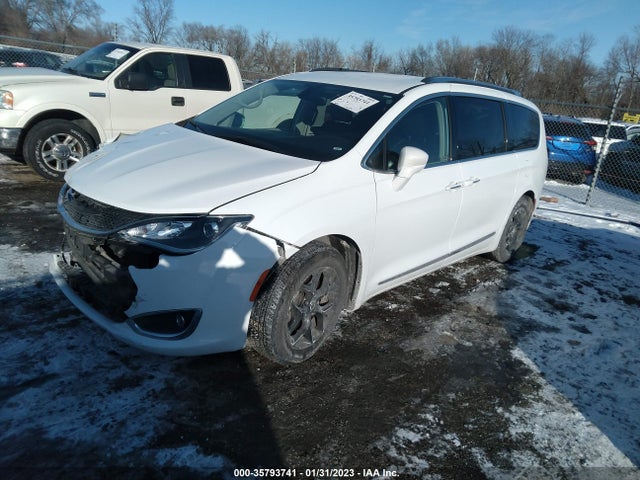 Chrysler Pacifica Touring L 2018 2C4RC1BG8JR130288 Image 2