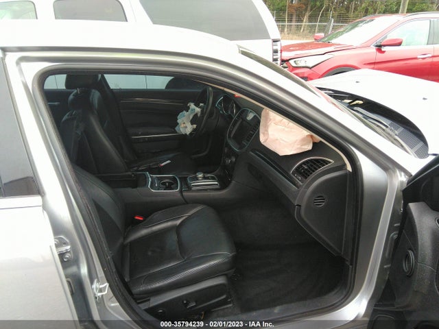 Chrysler 300 Limited 2015 2C3CCAAG1FH891821 Image 5